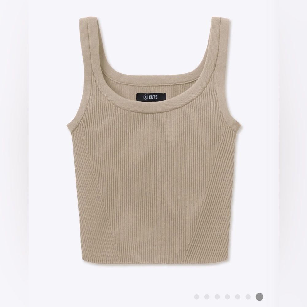 CUTS core flex wide strap cropped tank NWT